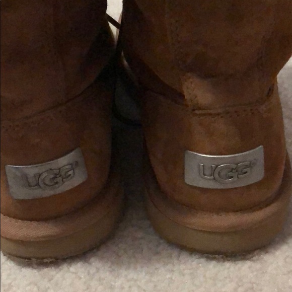 Furry UGG - Picture 2 of 9